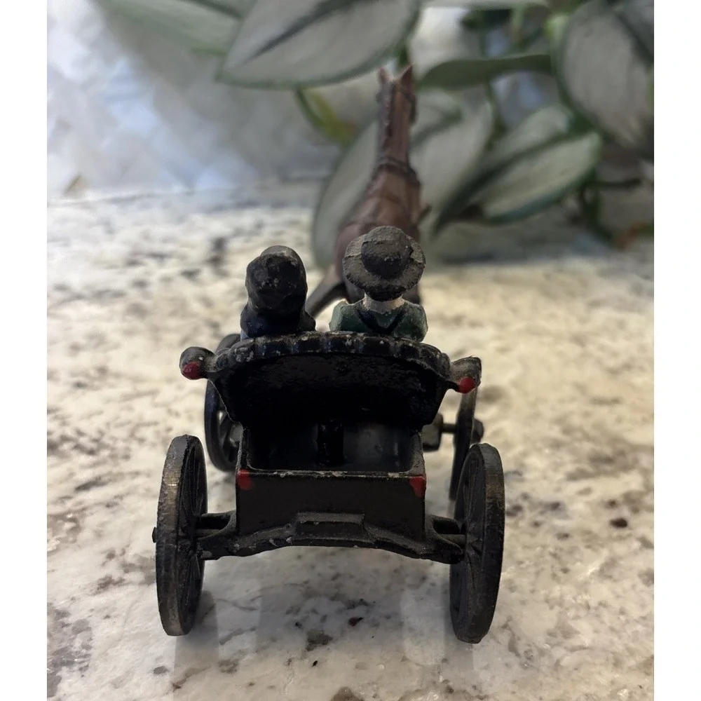 Four Piece Vintage #sm19 Amish Lancaster Cast Iron Horse Drawn Carriage & Riders